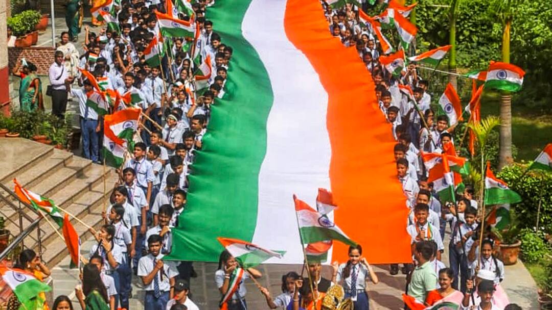 Independence Day WhatsApp Wishes: వాట్సాప్లో ఇండిపెండెన్స్ డే స్టేటస్, స్టిక్కర్లు - ఎలా పంపాలి? ఎక్కడ డౌన్లోడ్ చేయాలి? How To Send WhatsApp Independence Day 2024 Stickers Status Video Wishes Check Details Independence Day WhatsApp Wishes: వాట్సాప్లో ఇండిపెండెన్స్ డే స్టేటస్, స్టిక్కర్లు - ఎలా పంపాలి? ఎక్కడ డౌన్లోడ్ చేయాలి?