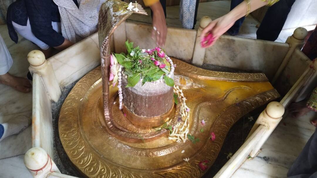 महादेव के इस मंदिर में दर्शन करने से मिलती है कर्ज से मुक्ति, भगवान राम ने भी की थी पूजा UP Prayagraj Bholenath Ranmukteshwar Mahadev Temple Free debt after Darshan ANN महादेव के इस मंदिर में दर्शन करने से मिलती है कर्ज से मुक्ति, भगवान राम ने भी की थी पूजा