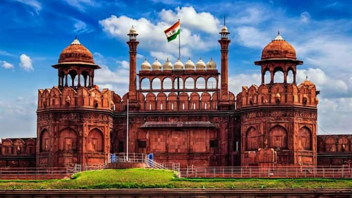 3. Red Fort: The Red Fort of Delhi is a key site in India's freedom struggle, famous for hosting Jawaharlal Nehru's battle. 