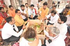 काशी विश्वनाथ मंदिर में स्वतंत्रता दिवस पर किया गया महारुद्राभिषेक, देखें तस्वीरें