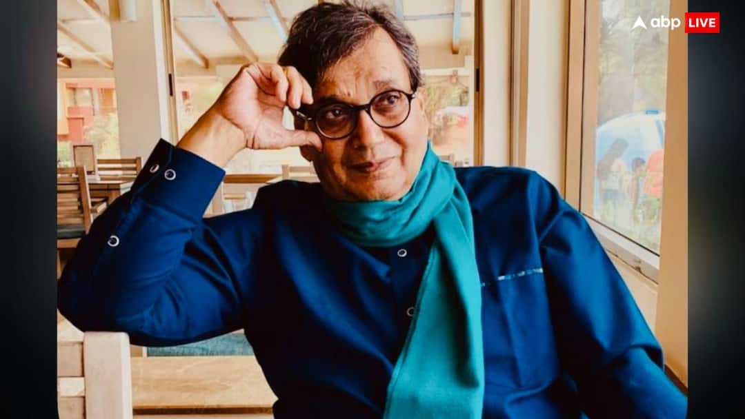 एक्टर नहीं बन पाए तो फिल्ममेकर बन गए ये डायरेक्टर, फिर दीं सात बैक-टू बैक ब्लॉकबस्टर, अब करते हैं ये काम subhash ghai filmmaker who failed as actor directed seven back to back blockbusters एक्टर नहीं बन पाए तो फिल्ममेकर बन गए ये डायरेक्टर, फिर दीं सात बैक-टू बैक ब्लॉकबस्टर, अब करते हैं ये काम