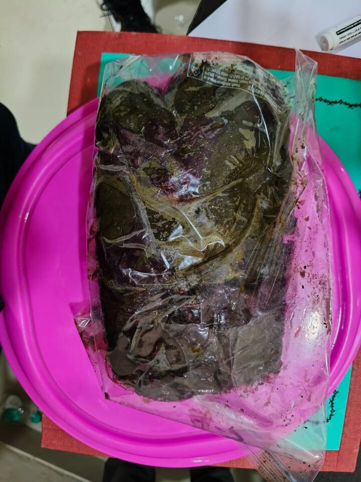 આ કાર્યવાહી ગુજરાત પોલીસની સતર્કતા અને કાર્યક્ષમતાનું ઉદાહરણ છે, જે રાજ્યમાં ડ્રગ્સના વેપાર સામે કડક કાર્યવાહી કરવાની તેમની પ્રતિબદ્ધતા દર્શાવે છે.