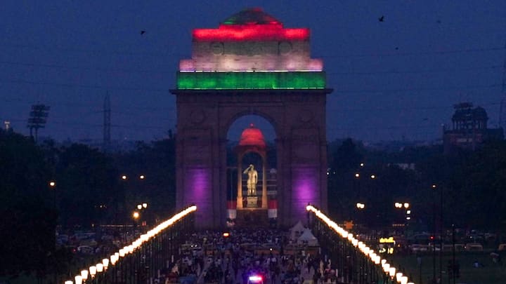 Independence Day 2024: India prepares for I-Day celebrations on Thursday. All government buildings across the country were lit up in tricolour on the eve of celebrations.