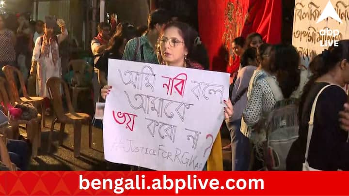 Agitation For RG Kar: আরজি কর হাসপাতালে চিকিৎসককে ধর্ষণ করে খুনের ঘটনার প্রতিবাদে রাত দখলের ডাক দেওয়া হয়েছিল মহিলাদের তরফে। রাজ্যজুড়ে এই আন্দোলনের কথা থাকলেও সীমানা ছাড়িয়ে তা ছড়িয়ে পড়ল দেশজুড়ে।