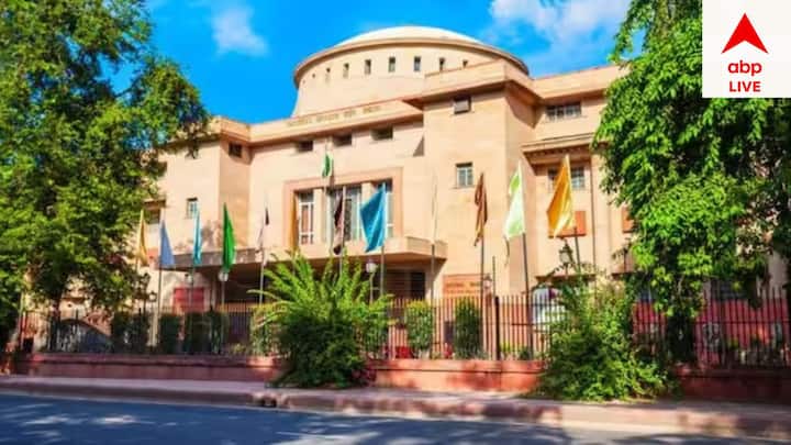 দিল্লির ন্যাশনাল মিউজিয়াম। স্বাধীনতা আন্দোলনের সময়ের বিভিন্ন নথি ও বিষয়বস্তুর সংগ্রহশালা। ১৯৪৫ সালে এই মিউজিয়ামের ব্লু প্রিন্ট তৈরি হয়েছিল। অবশেষে ১৯৪৯ সালে এটি নির্মিত হয়।