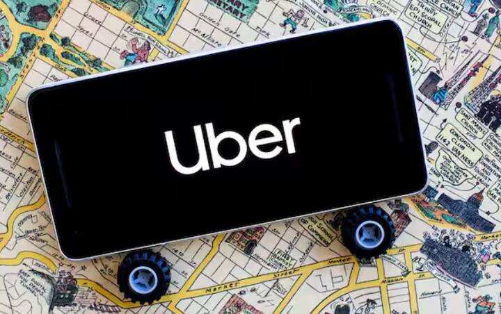 ਕੈਬ 'ਚ ਬੈਠਣ ਤੋਂ ਪਹਿਲਾਂ ਇਸ ਗੱਲ ਦਾ ਧਿਆਨ ਰੱਖੋ ਕਿ ਡਰਾਈਵਰ ਦੀ ਪ੍ਰੋਫਾਈਲ ਫੋਟੋ ਤੋਂ ਵੱਖਰੀ ਨਹੀਂ ਹੋਣੀ ਚਾਹੀਦੀ। ਇਸ ਤੋਂ ਇਲਾਵਾ ਇਸ ਦਾ ਸੰਪਰਕ ਨੰਬਰ ਵੀ ਇਹੀ ਹੋਣਾ ਚਾਹੀਦਾ ਹੈ। ਜੇਕਰ ਤੁਹਾਨੂੰ ਲੱਗਦਾ ਹੈ ਕਿ ਕੁਝ ਗਲਤ ਹੈ, ਤਾਂ ਤੁਸੀਂ ਕੈਬ ਵਿੱਚ ਬੈਠਣ ਤੋਂ ਇਨਕਾਰ ਕਰ ਸਕਦੇ ਹੋ।