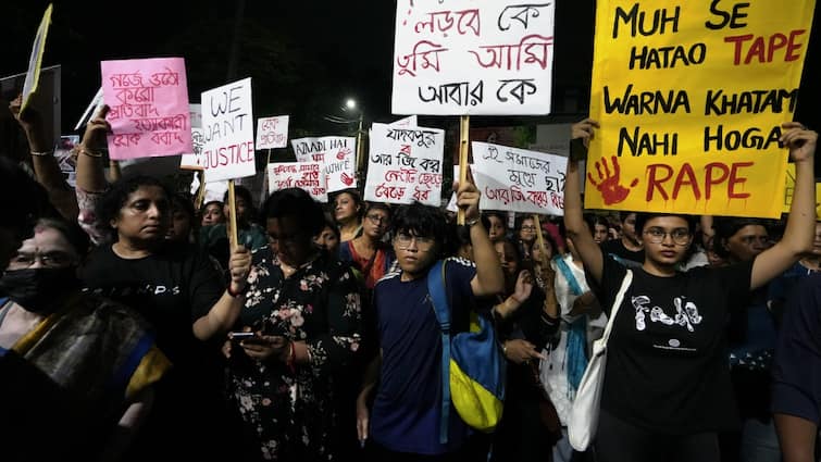 kolkata doctor rape murder case Inquest Report victim murdered by strangulation cbi Kolkata Doctor Rape Case: मौत से पहले की हैवानियत आई सामने! डॉक्टर मर्डर केस की इनक्वेस्ट रिपोर्ट में हुए डरावने खुलासे