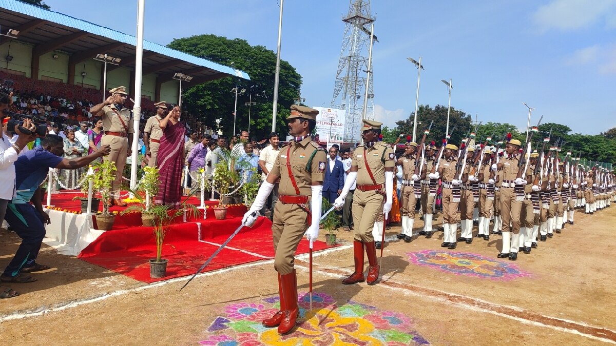 Independence Day 2024: 78வது சுதந்திர தின விழா - சேலத்தில் தேசிய கொடியை ஏற்றிய மாவட்ட ஆட்சியர்