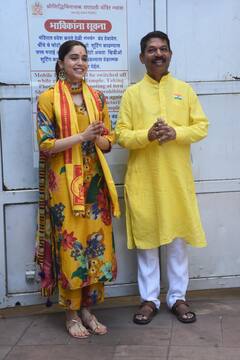 Sharvari Wagh Seeks Blessings At Siddhivinayak Temple For 'Vedaa' Success; SEE PICS
