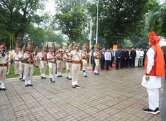 Independence Day 2024: एमपी के CM मोहन यादव ने अपने आवास पर फहराया तिरंगा झंडा, कहा- 'स्वतंत्रता दिवस का...'