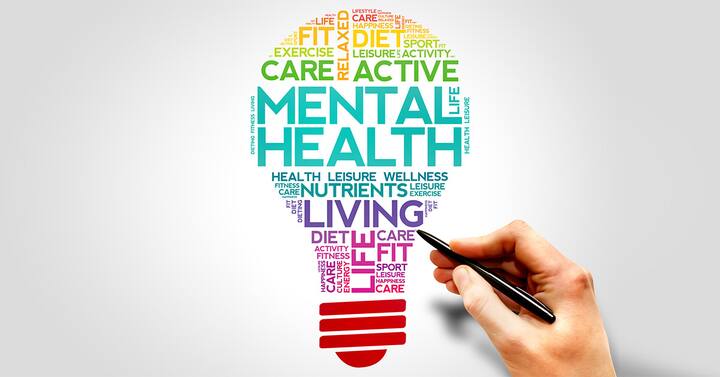 ਚਿੰਤਾ ਅਤੇ ਉਦਾਸੀ ਦਾ ਵਿਅਕਤੀ ਦੇ ਜੀਵਨ 'ਤੇ ਬਹੁਤ ਬੁਰਾ ਪ੍ਰਭਾਵ ਪੈਂਦਾ ਹੈ। ਸਮੇਂ ਸਿਰ ਇਸ ਸਮੱਸਿਆ ਤੋਂ ਬਾਹਰ ਨਿਕਲਣਾ ਬਹੁਤ ਜ਼ਰੂਰੀ ਹੈ। , ਮਾਨਸਿਕ ਸਿਹਤ ਲੇਖਿਕਾ ਫਿਓਨਾ ਥਾਮਸ ਨੇ ਹੈਲਥ ਵੈੱਬਸਾਈਟ ਨੂੰ ਦਿੱਤੇ ਆਪਣੇ ਇੰਟਰਵਿਊ 'ਚ ਦੱਸਿਆ ਕਿ ਚਿੰਤਾ ਅਤੇ ਡਿਪਰੈਸ਼ਨ ਦੀ ਸਮੱਸਿਆ ਵੀ ਹੋ ਸਕਦੀ ਹੈ।