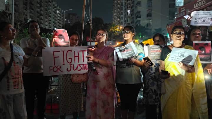 কিন্তু, তারপর সোশ্যাল মিডিয়াতে নিমিষে ভাইরাল হয়ে যায় এই আন্দোলনের কর্মসূচি।