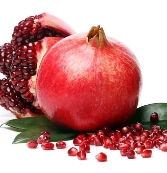 Pomegranate 'ਚ ਫਾਈਬਰ ਅਤੇ ਕਈ ਪੋਸ਼ਕ ਤੱਤ ਪਾਏ ਜਾਂਦੇ ਹਨ, ਜੋ ਪਾਚਨ ਸ਼ਕਤੀ ਨੂੰ ਵਧਾਉਣ 'ਚ ਮਦਦ ਕਰਦੇ ਹਨ। ਜੇਕਰ ਕਬਜ਼ ਜਾਂ ਜਲਨ ਦੀ ਸਮੱਸਿਆ ਹੈ ਤਾਂ ਅਨਾਰ ਖਾਣਾ ਬਹੁਤ ਫਾਇਦੇਮੰਦ ਹੁੰਦਾ ਹੈ।