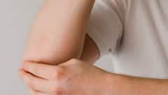 Skin Care Tips: হাঁটু ও কনুইয়ে কালো দাগ, আড়ষ্ট থাকেন সারাক্ষণ? ঘরোয়া টোটকাতেই হতে পারে সুরাহা