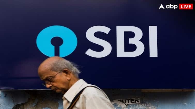 SBI Increase MCLR by 10 Basis Points across different tenures new rates applicable from 15 August 2024 know details SBI Interest Hike: SBI ने करोड़ों ग्राहकों को दिया झटका, MCLR में किया इजाफा, इतनी बढ़ जाएगी EMI