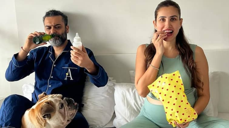 Pyaar Ka Punchnama Actress Sonnalli Seygall Announces First Pregnancy Pyaar Ka Punchnama Actress Sonnalli Seygall Announces First Pregnancy: ‘From Beer Bottles To Baby Bottles…’