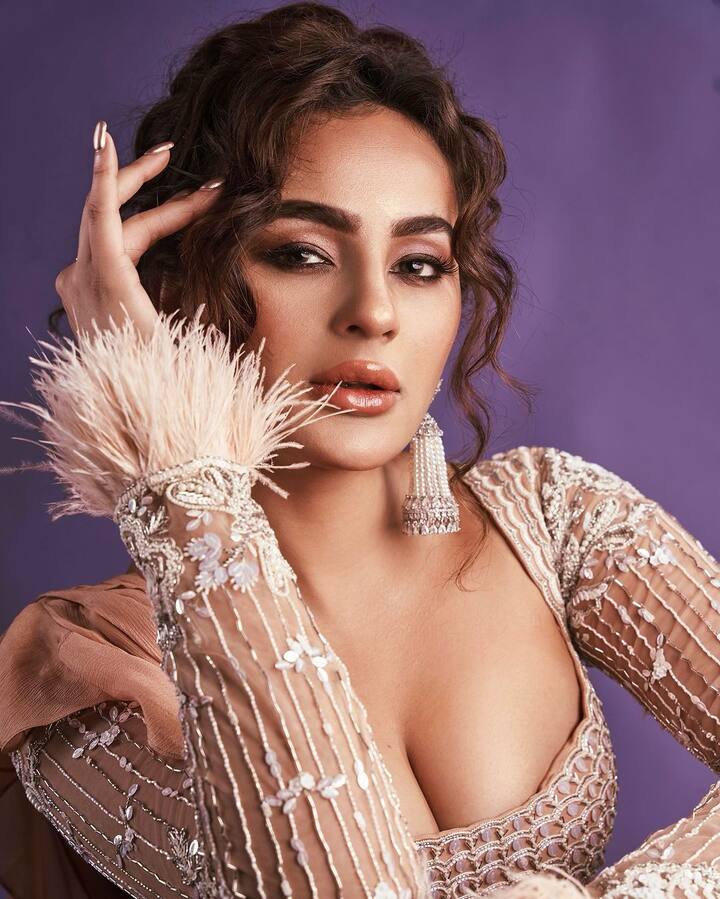 Seerat Kapoor Photo: કોરિયોગ્રાફરમાંથી અભિનેત્રી સીરત કપૂરે થોડા સમયમાં જ ઈન્ડસ્ટ્રીમાં પોતાનું સ્થાન બનાવી લીધું છે.