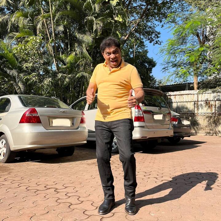 जॉनी लिव्हर यांनी जवळपास 400 चित्रपटांमध्ये काम केले आहे. मिमिक्री कलाकार असलेले जॉनी लिव्हर हे अभिनेते म्हणून नावारुपाला आले.