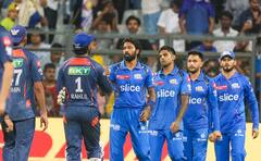 Mumbai Indians: होऊ दे खर्च, कोट्यवधी मोजून मुंबईला 'त्या' तीन खेळाडूंना रिटेन करावचं लागणार, रोहितचं काय होणार?