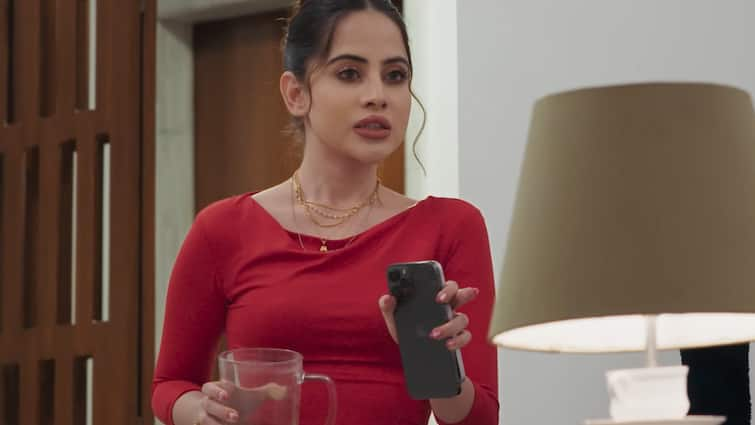 Follow Kar Lo Yaar Trailer Uorfi Javed Teases Her Unfiltered Version Says India Kim Kardashian Follow Kar Lo Yaar Trailer: Uorfi Javed Teases Her Unfiltered Version, Says 'I Want To Be India’s Kim Kardashian'