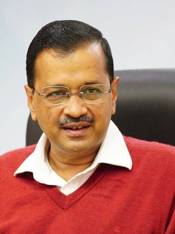 जानें अरविंद केजरीवाल के अधिकारी से दिल्ली का CM बनने तक का सफर