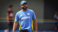 Rohit Sharma Lamborghini: দাম প্রায় ৫ কোটি টাকা! মুম্বইয়ের রাস্তায় ঝড় তুলল রোহিত শর্মার গাড়ি