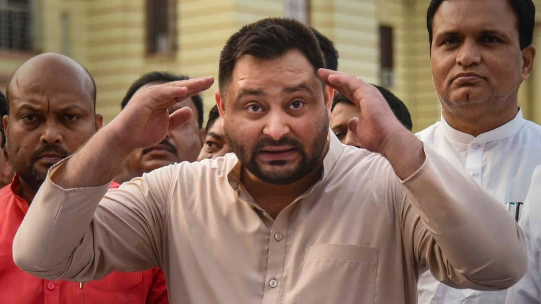Tejashwi Yadav attacked CM Nitish Kumar over murder and molestation of women in Bihar ann Tejashwi Yadav: 'बिहार में नीतीश कुमार की सरपरस्ती...', रेप की घटना पर तेजस्वी यादव मुख्यमंत्री पर बिफरे