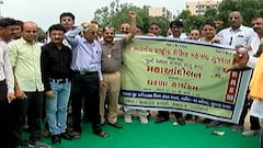 Gujarat Teacher Protest Live Updates: જૂની પેન્શન યોજના મુદ્દે શિક્ષકોના ગાંધીનગરમાં ધરણા, સત્યાગ્રહ છાવણીમાં પોલીસનો કડક બંદોબસ્ત