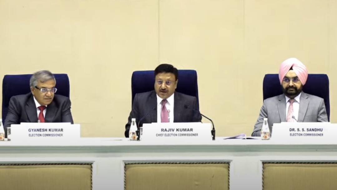 Assembly Election 2024 Date Schedule Announced Jammu Kashmir Polls 3 Phase haryana 1 Phase Assembly Election 2024: जम्मू-कश्मीर में तीन और हरियाणा में एक चरण में होगा चुनाव, 4 अक्टूबर को आएंगे नतीजे, जानें सभी डिटेल