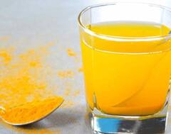 Health News: ਇਹ ਗੋਲਡਨ ਪਾਣੀ ਸਿਹਤ ਲਈ ਵਰਦਾਨ, ਭਾਰ ਘਟਾਉਣ ਤੋਂ ਲੈ ਕੇ ਵਾਇਰਲ ਬੁਖਾਰ ਤੋਂ ਬਚਾਉਂਦਾ