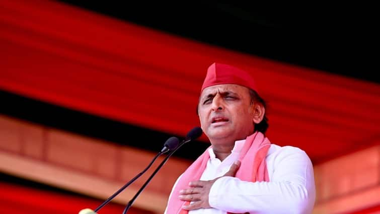 up news wolves not being caught in Bahraich Akhilesh Yadav told the big reason Operation Bhedia: बहराइच में क्यों नहीं दबोचे जा रहे भेड़िये? अखिलेश यादव ने बताई बड़ी वजह, किया ये दावा