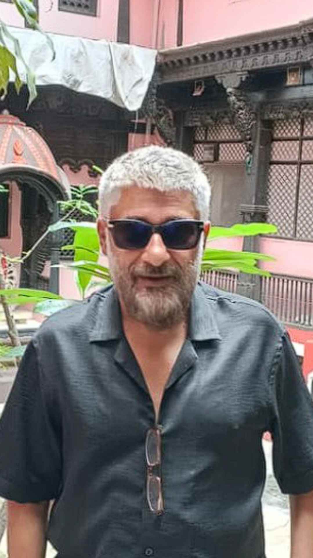 अब उन्होंने द कश्मीर फाइल्स के निर्देशक विवेक अग्निहोत्री के खिलाफ भी तमाम गंभीर आरोप लगाए हैं