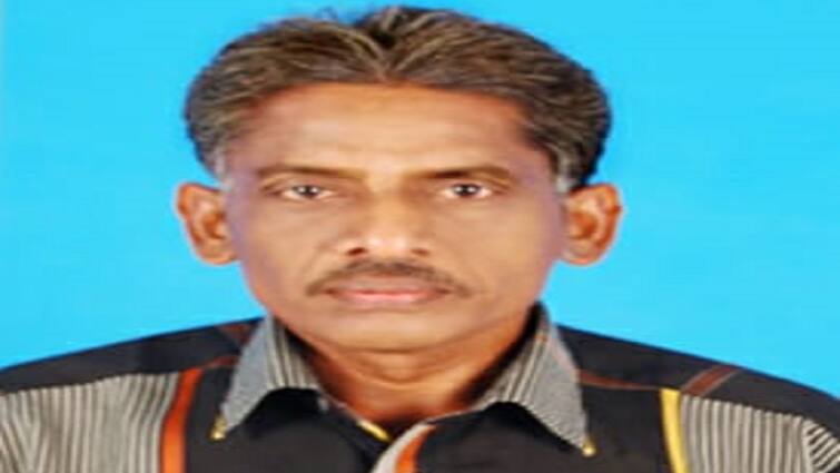 Son killed father with iron wire along with grandfather: stir near Orathanadu தாத்தாவுடன் சேர்ந்து அப்பாவை இரும்புக்கம்பியால் அடித்துக் கொன்ற மகன்: ஒரத்தநாடு அருகே பரபரப்பு