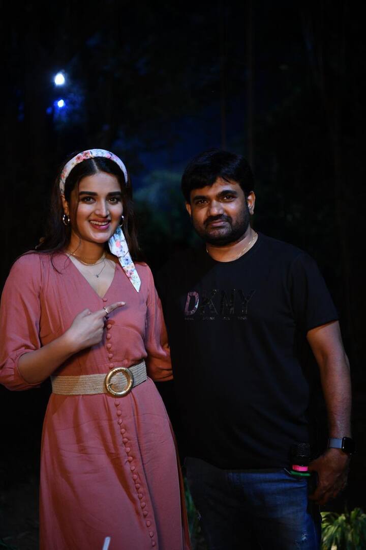 ఈ సినిమా నిధి అగర్వాల్ హీరోయిన్గా నటిస్తున్న సంగతి తెలిసిందే. అలాగే మాళవిక మోహనన్, రాధేశ్యామ్ ఫేం రిద్ధి కుమార్లు కూడా ఇందులో హీరోయిన్లుగా నటిస్తున్నారు.