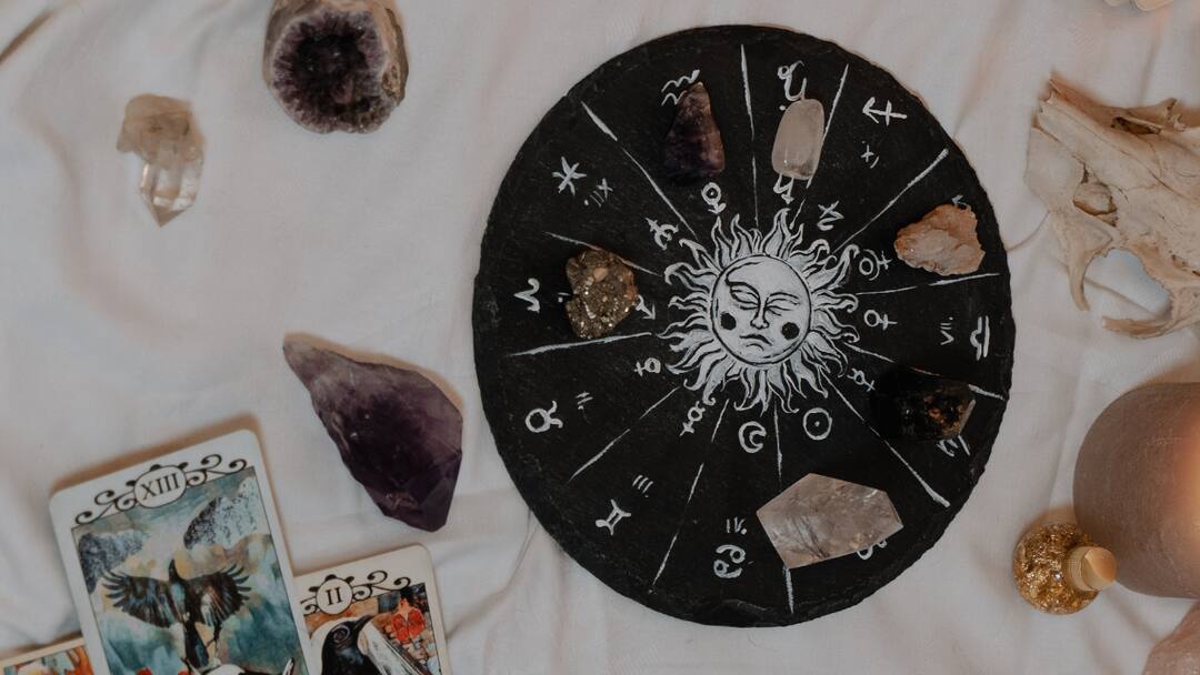 Horoscope August 18 To August 24 All Zodiac Sign Aries Taurus Gemini Cancer Leo Virgo Libra Scorpio Sagittarius Capricorn Aquarius Pisces Rashifal Astrological Predictions Weekly Horoscope (August 18 To August 24): Check Out Predictions For All Zodiac Signs