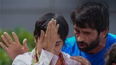 दिल्ली एयरपोर्ट पर पहुंचते ही फूट-फूटकर रोईं विनेश फोगाट, साक्षी मलिक- बजरंग पूनिया दीपेंद्र हुड्डा ने बंधाया ढांढस