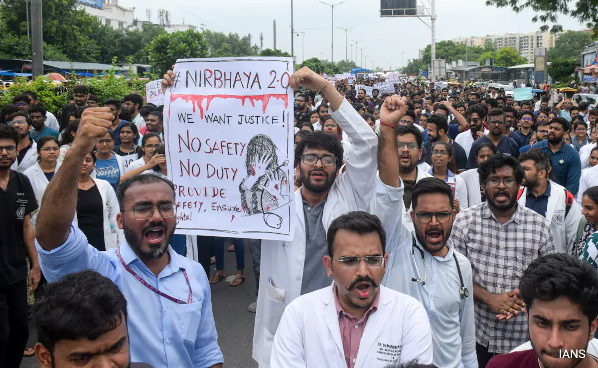 Kolkata Doctors Case: ਦੇਸ਼ 'ਚ ਅੱਜ ਸਭ ਤੋਂ ਵੱਡੀ ਹੜਤਾਲ, ਘਰੋਂ ਨਿਕਲਣ ਤੋਂ ਪਹਿਲਾਂ ਪੜ੍ਹ ਲਵੋਂ ਆਹ ਖ਼ਬਰ
