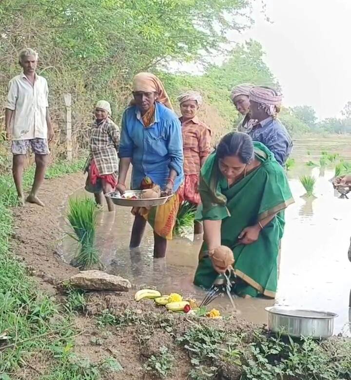 అనుకొని పరిణామాలతో రాజకీయాల్లోకి వచ్చినప్పటికీ తమ సొంత గ్రామంలోని వ్యవసాయ క్షేత్రంలో వీళ్ళు దొరికినప్పుడల్లా అక్కడ గడిపేందుకు ఆసక్తి చూపేవారు.