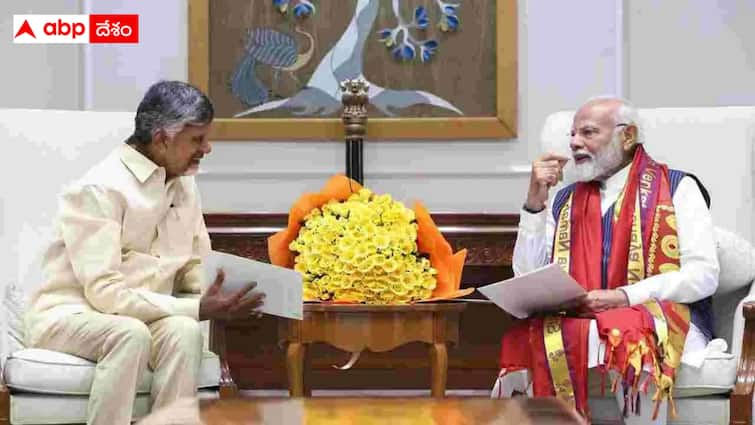 Chandrababu discussed many issues with Prime Minister Modi Chandrababu met Prime Minister Modi : ప్రధాని మోదీతో చంద్రబాబు కీలక చర్చలు -  రాజకీయాలపై కూడా ?