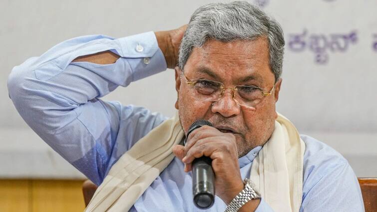 Karnataka Chief Minister Siddaramaiah to be Prosecuted in corruption case Governor gives permission Siddaramaiah : कर्नाटकचे मुख्यमंत्री सिद्धरामय्यांवर भ्रष्टाचार प्रकरणात खटला चालणार, राज्यपालांनी दिली परवानगी