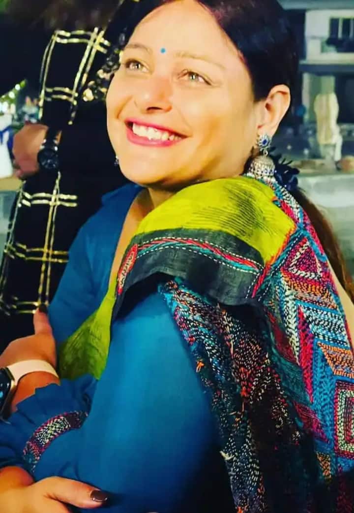 इंडिया आने के बाद मयूरी ने साल 2019 में एक्ट्रेस ने गूगल में काम करना शुरू किया. आज वो गूगल इंडिया के हेड के तौर पर काम कर रही हैं. जहां से एक्ट्रेस की करोड़ों में कमाई होती है. वहीं ncertpoint.com एक वेब साइट के अनुसार मयूरी 1.5 मिलियन यानी 15 लाख डॉलर कमाती हैं और उनकी नेटवर्थ करीब 12.40 करोड़ रुपए है.