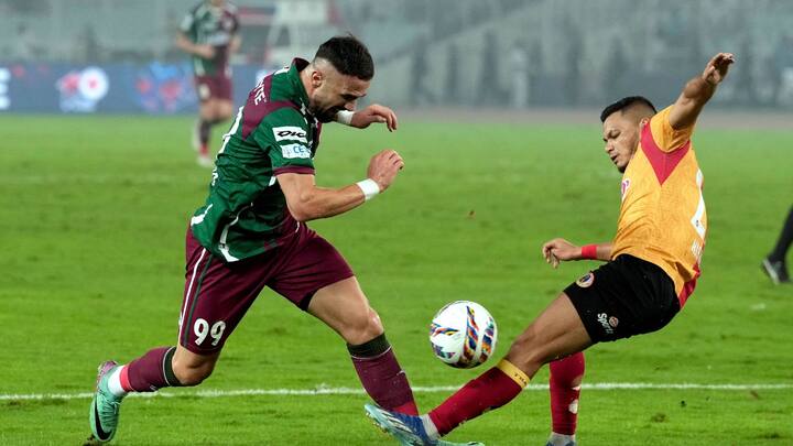 গ্রুপ ‘এফ’ থেকে তিন ম্যাচে সাত পয়েন্ট ও ৬ গোলপার্থক্য নিয়ে আগেই শেষ আটে পৌঁছে গিয়েছিল পাঞ্জাব এফসি। গ্রুপ ‘এ’ থেকে সাত পয়েন্ট ও ৪ গোল পার্থক্য নিয়ে নক আউট পর্বে জায়গা করে নিল ইস্টবেঙ্গলও।