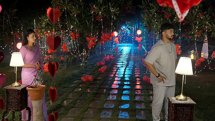 ఎన్నెన్నో జన్మల బంధం సీరియల్ లో యష్-వేదగా స్మాల్ స్క్రీన్ ప్రేక్షకులతో ఫుల్ మార్క్స్ వేయించుకున్న జోడీ నిరంజన్-దెబ్ జానీ మోదక్ ఇప్పుడు సత్యభామ సీరియల్ లో నటిస్తున్నారు. ఈ సీరియల్ క్రిష్ గా నిరంజన్..సత్యగా దెబ్జానీ మోదక్ నటిస్తోంది