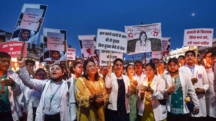 प्रदर्शन कर रहे डॉक्टरों को मध्य प्रदेश हाई कोर्ट का आदेश, कहा- तत्काल काम पर लौटें