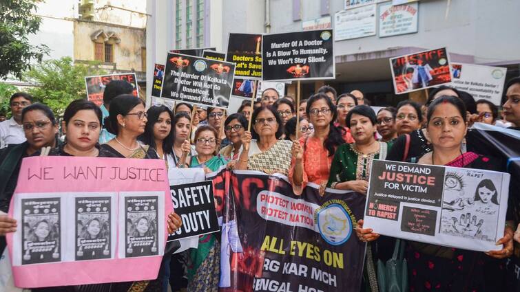 FAIMA meeting with Health Ministry Inconclusive 4 demands made by the doctors to Narendra Modi government kolkata Rape Murder Case हेल्थ मिनिस्ट्री संग फैमा की बैठक बेनतीजाः जानें, डॉक्टर्स ने वो कौन सी रख दीं 4 मांगें, जिनपर मोदी सरकार पर बन रहा दबाव!