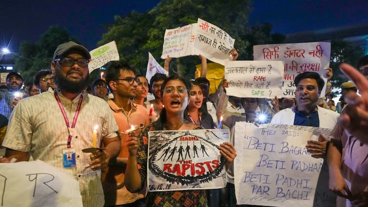 Over 70 Padma award-winning doctors write to Prime Minister Modi demanding a special law against violence against health workers