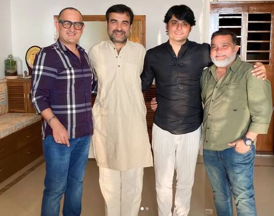 एक्टर ने आगे कहा था कि, 'मुझे नहीं लगता कि मेरे पास बहुत दुखद संघर्ष की कहानी थी. मुझे कभी भी स्ट्रीट लाइट के नीचे नहीं बैठना पड़ा और न ही रेलवे स्टेशन पर सोना पड़ा. हम एक कमरे के छोटे से किचन हाउस में रह रहे थे और वो दिन भी कमाल के थे.'