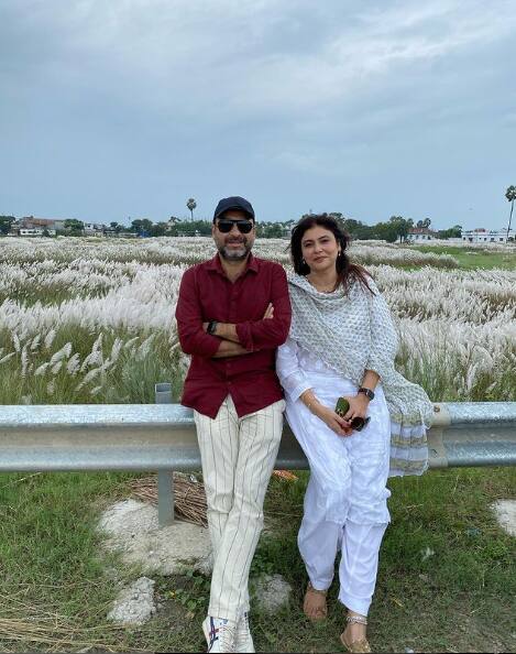 साल 2004 में आई फिल्म 'रन' में पंकज ने बॉलीवुड में कदम रखे. लेकिन पहचान मिली 2012 की फिल्म 'गैंग्स ऑफ वासेपुर' से. इसके बाद वे 'मिर्जापुर' वेब सीरीज से तो छा ही गए.