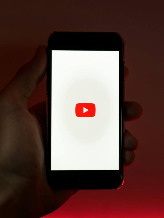 बिना इंटरनेट के भी चला सकते हैं Youtube, अपनाएं ये तरीका