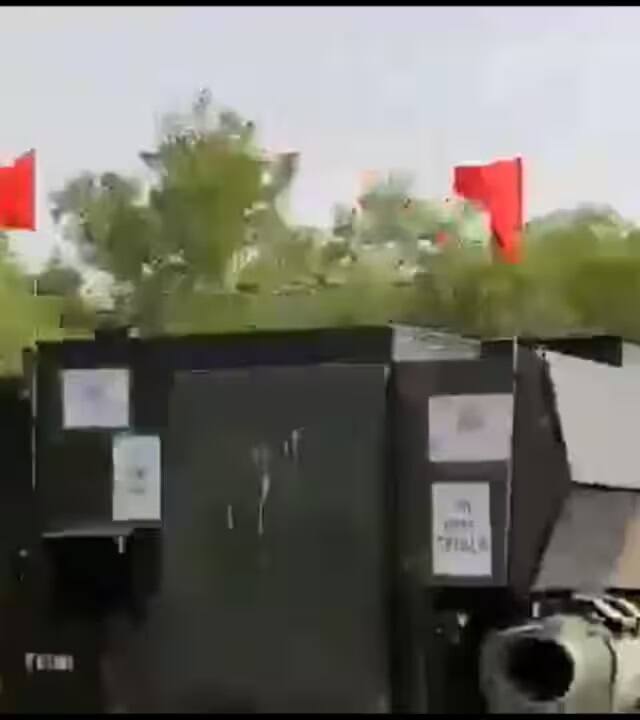 વાહનનો ઉપયોગ કરીને સૈનિકો પરમાણુ હુમલાના કિરણોત્સર્ગ અને ગામા કિરણોથી સુરક્ષિત રહેશે. તેમાં હાજર CBRN કીટ બે કિલોમીટર દૂરથી હુમલાને શોધી શકે છે.